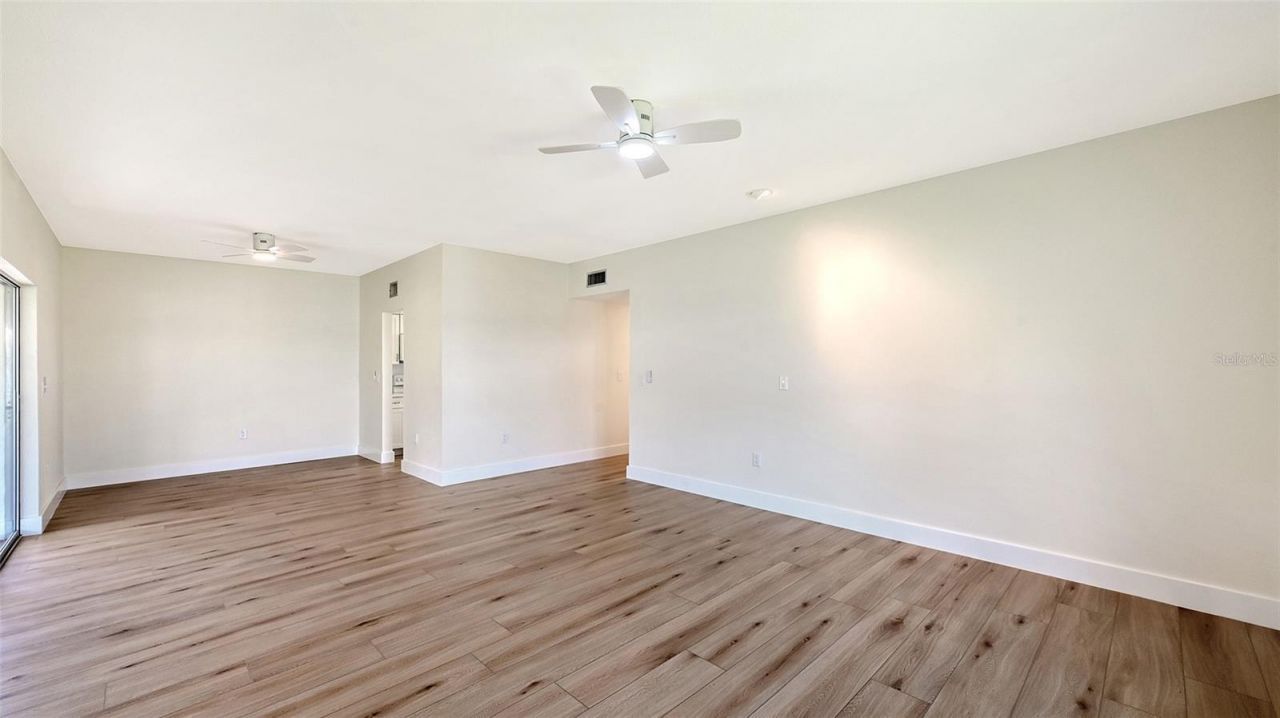 5911 Tidewood Avenue, Unit 3, Sarasota, FL 34231 Photo