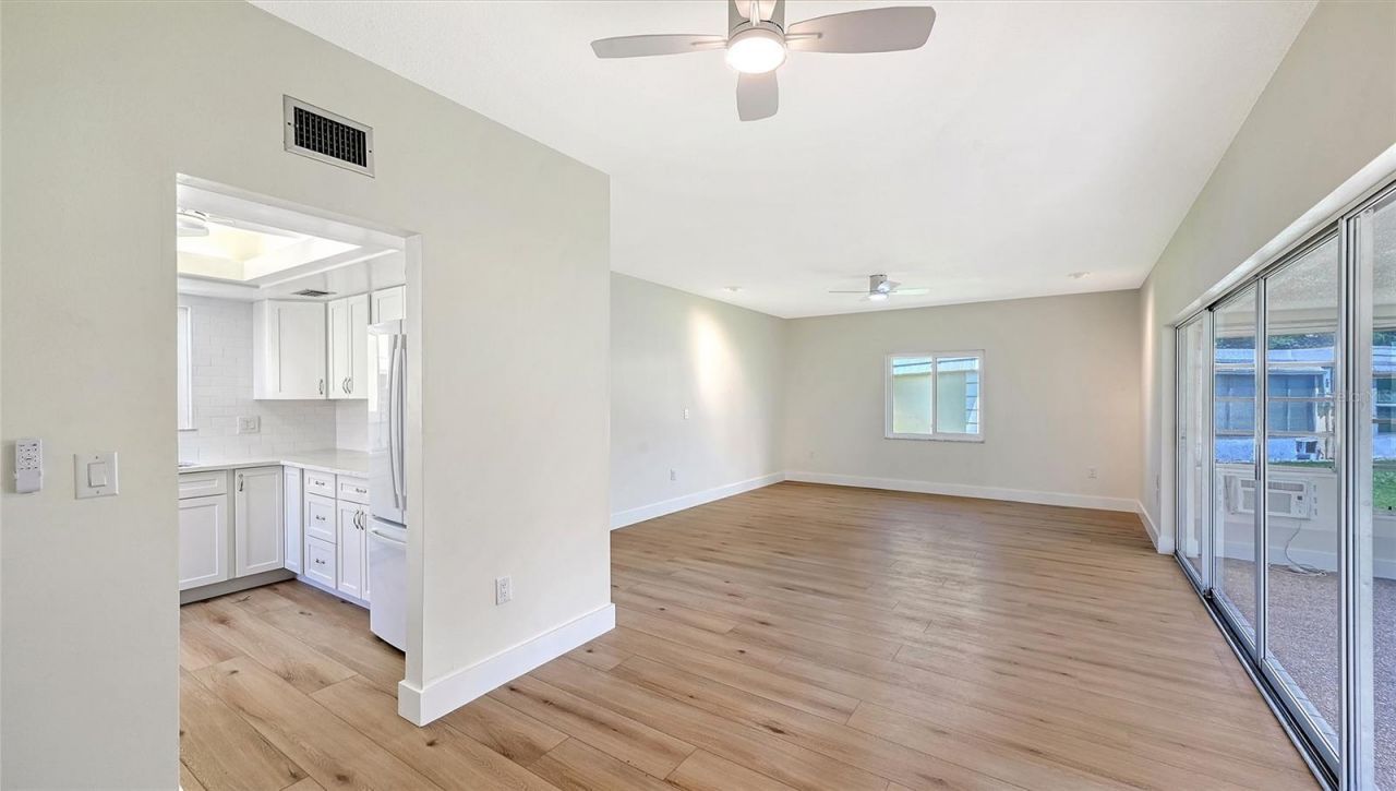 5911 Tidewood Avenue, Unit 3, Sarasota, FL 34231 Photo