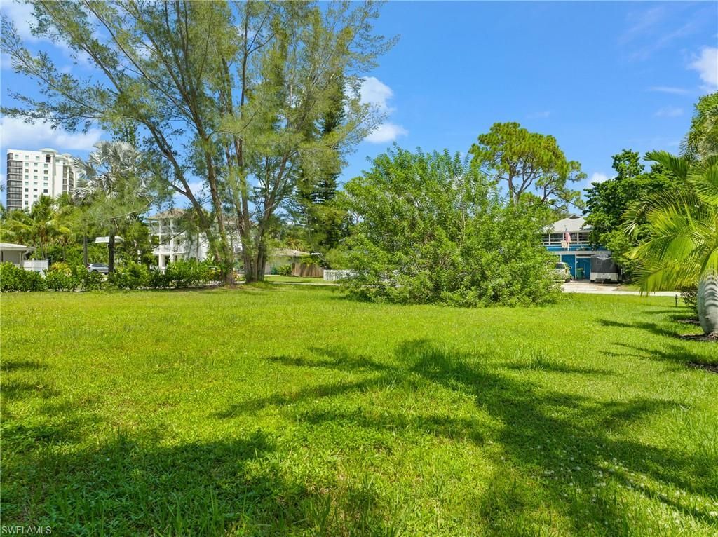 734 Park Ave, Naples, FL 34110 Photo