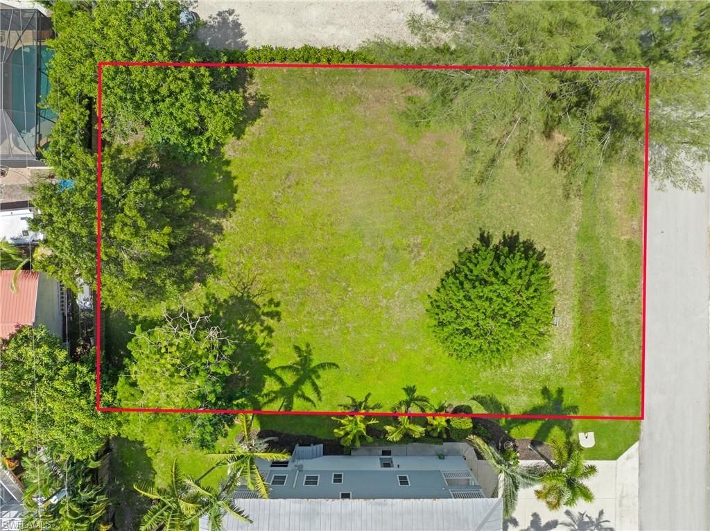 734 Park Ave, Naples, FL 34110 Photo