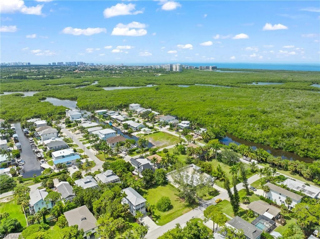 734 Park Ave, Naples, FL 34110 Photo