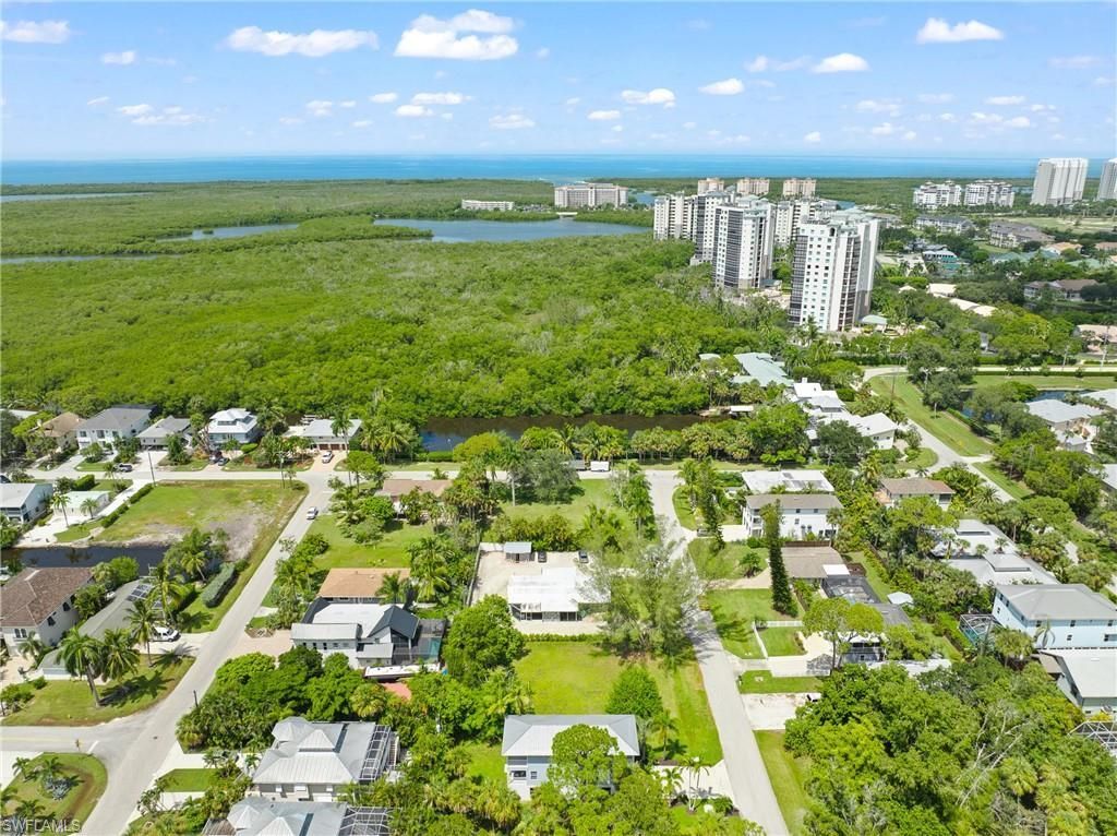 734 Park Ave, Naples, FL 34110 Photo