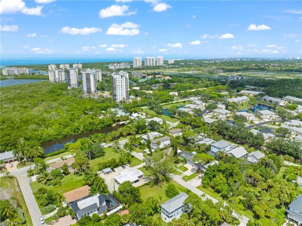 734 Park Ave, Naples, FL 34110 Photo