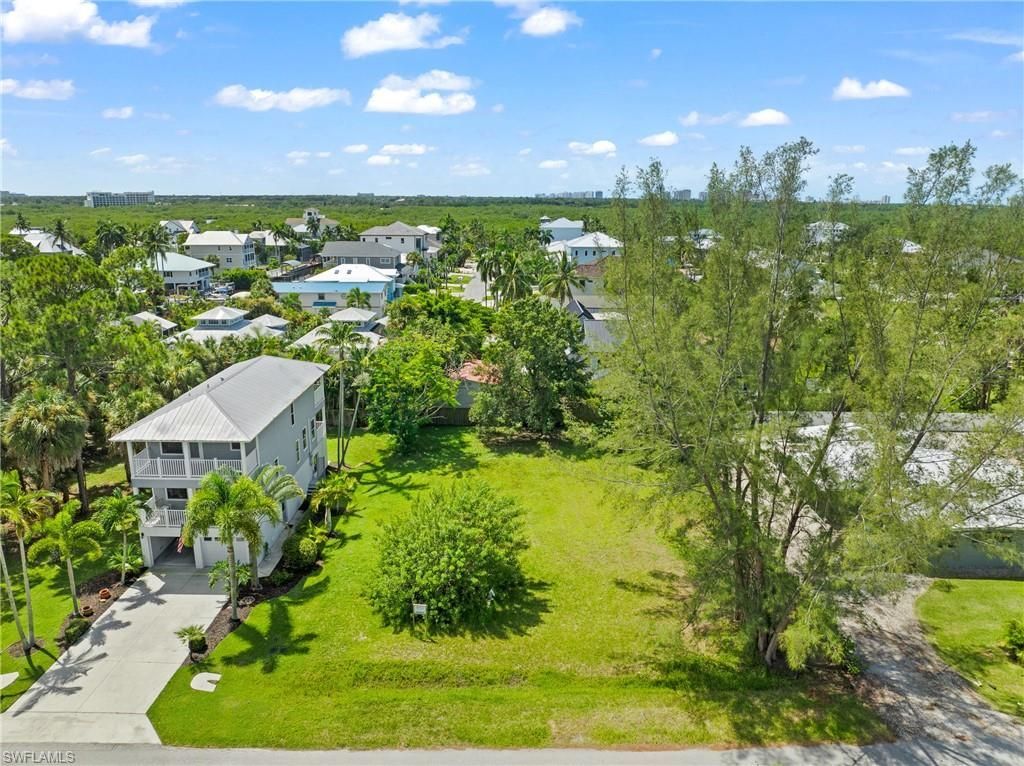 734 Park Ave, Naples, FL 34110 Photo