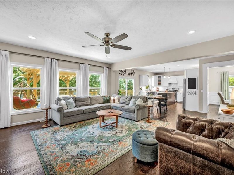 3325 Azalea Ridge Drive, Perry, OH 44081 Photo 3