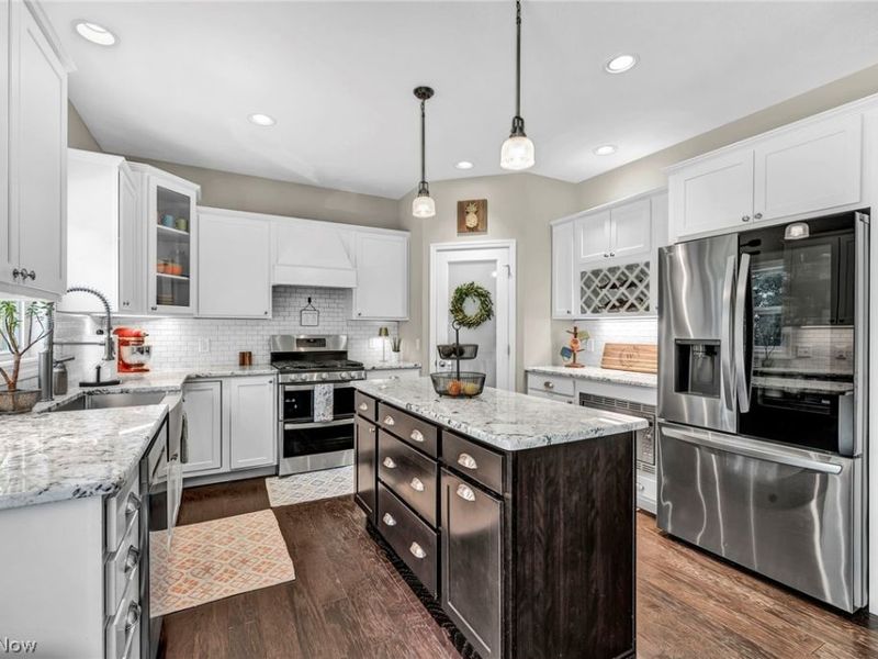 3325 Azalea Ridge Drive, Perry, OH 44081 Photo 4
