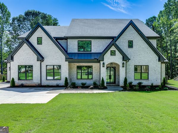 5222 L J Martin Drive, Gainesville, GA 30507