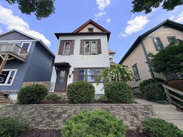 2416 S Burrell STREET, Unit 2418, Milwaukee, WI 53207