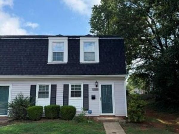 8322 Knights Bridge Road , Charlotte, NC 28210