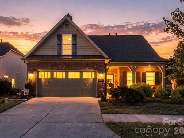 106 Turnberry Court , Mocksville, NC 27028