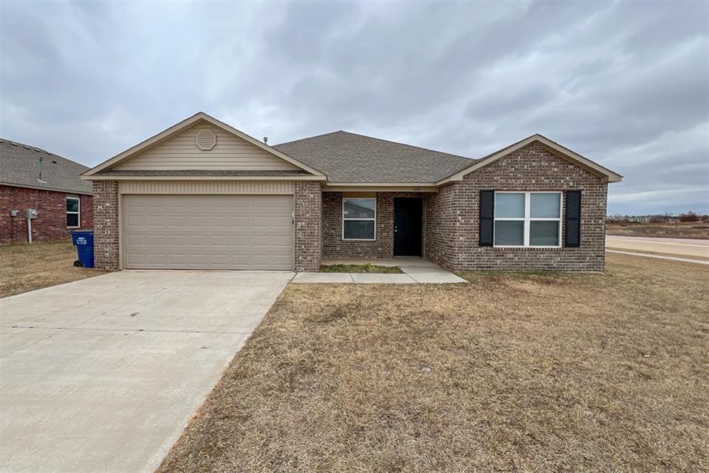 4301 Driftwood Drive, Harrah, OK 73045 Main Photo