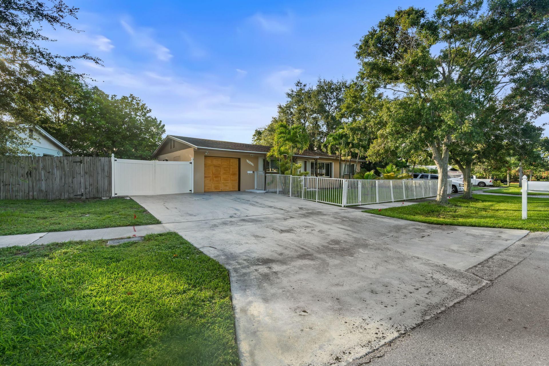 3428 Capri Road, Palm Beach Gardens, FL 33410 Photo