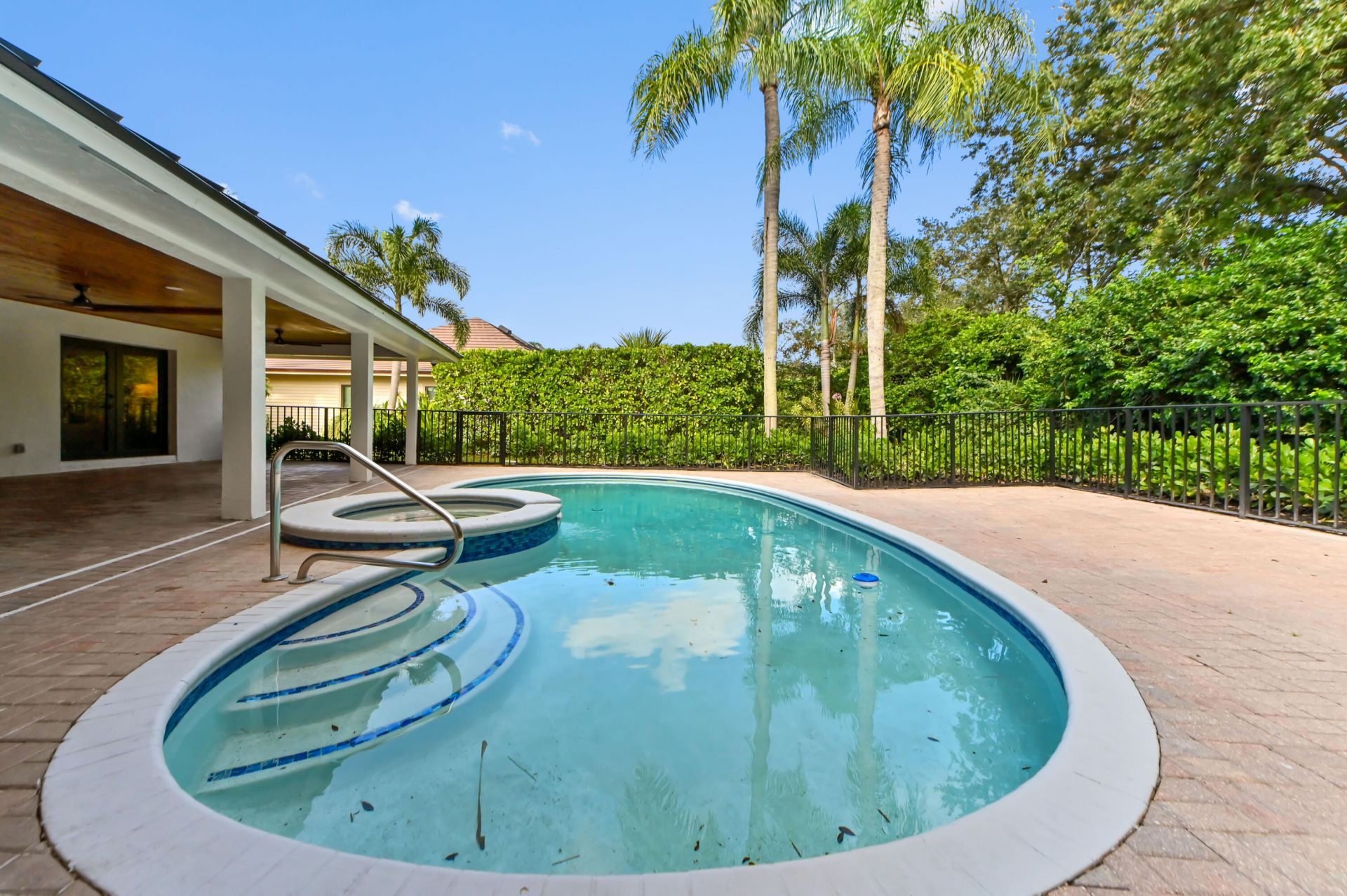 10 Alnwick Road, Palm Beach Gardens, FL 33418 Photo