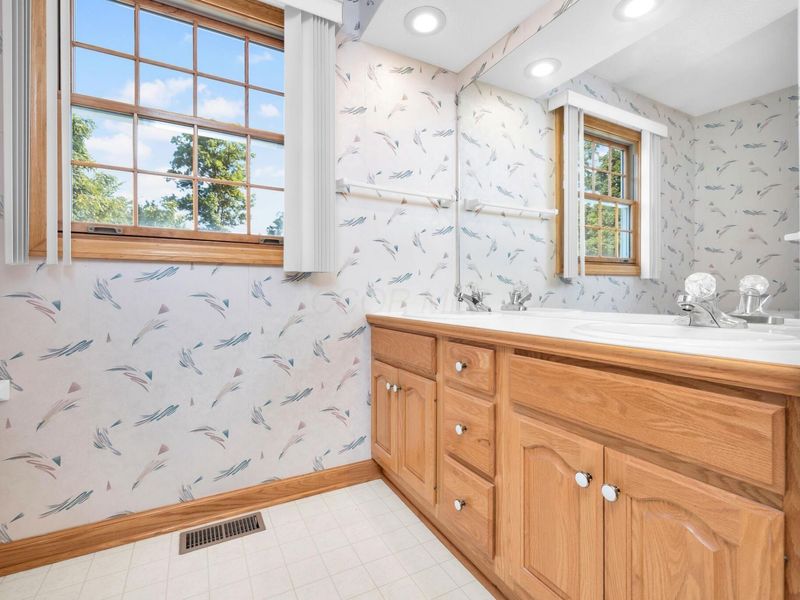 1309 Firethorn Drive, Bellefontaine, OH 43311 Photo 36