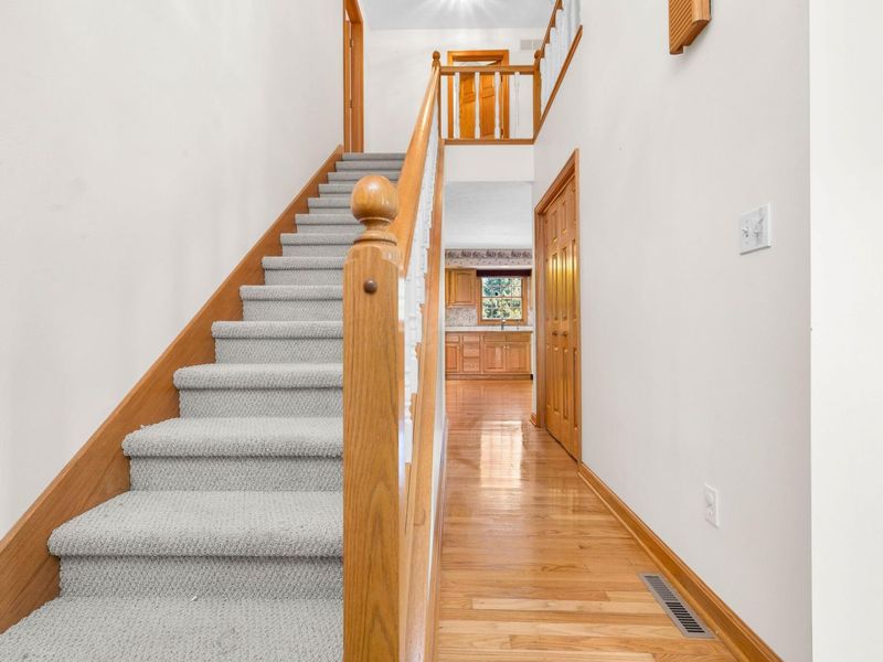 1309 Firethorn Drive, Bellefontaine, OH 43311 Photo 4