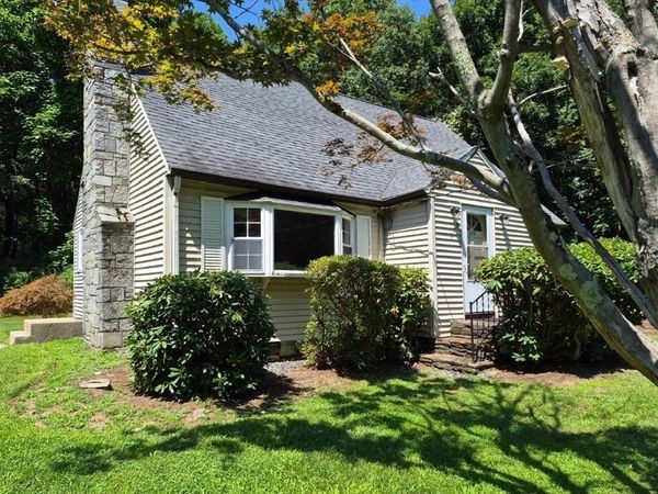 178 Cross St, Unit 1, Boylston, MA 01505