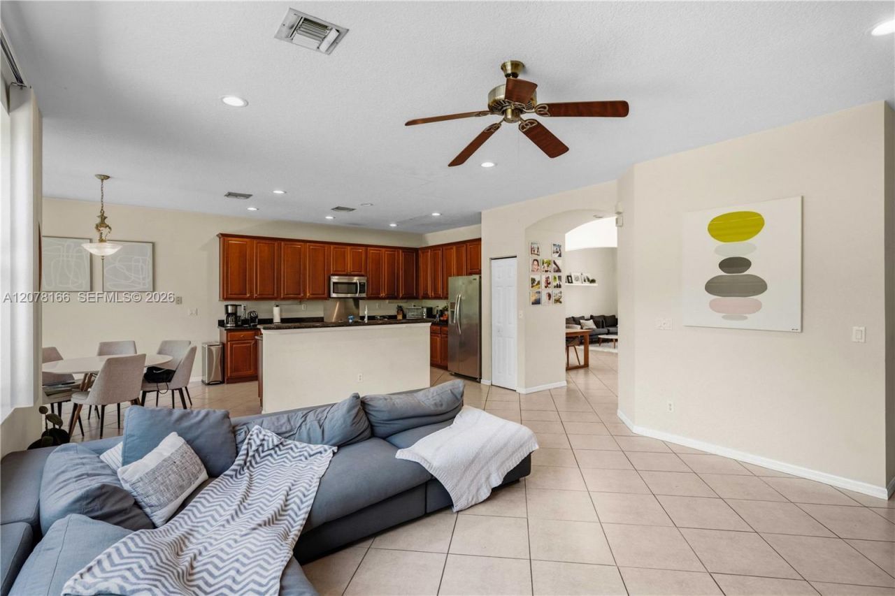 19143 Crystal St, Unit 19143, Weston, FL 33332 Photo