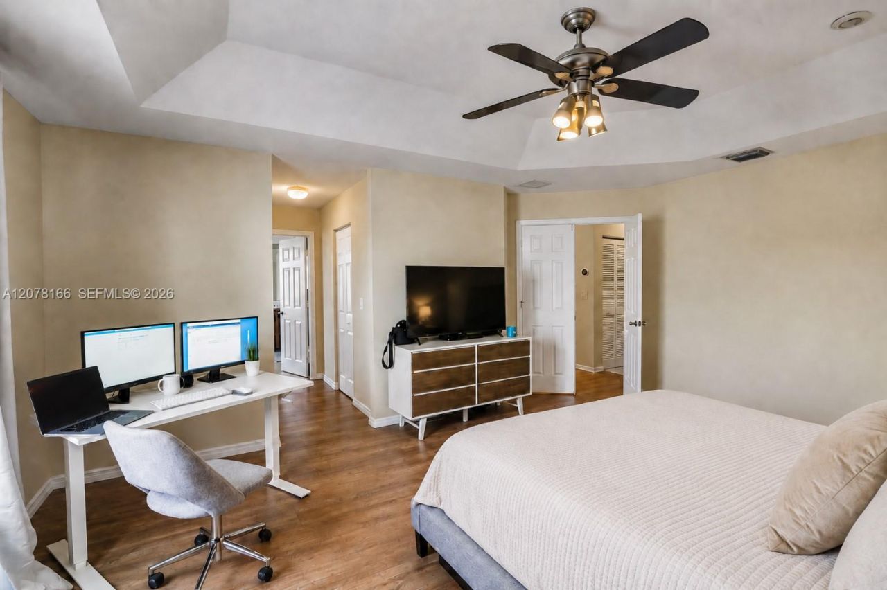 19143 Crystal St, Unit 19143, Weston, FL 33332 Photo