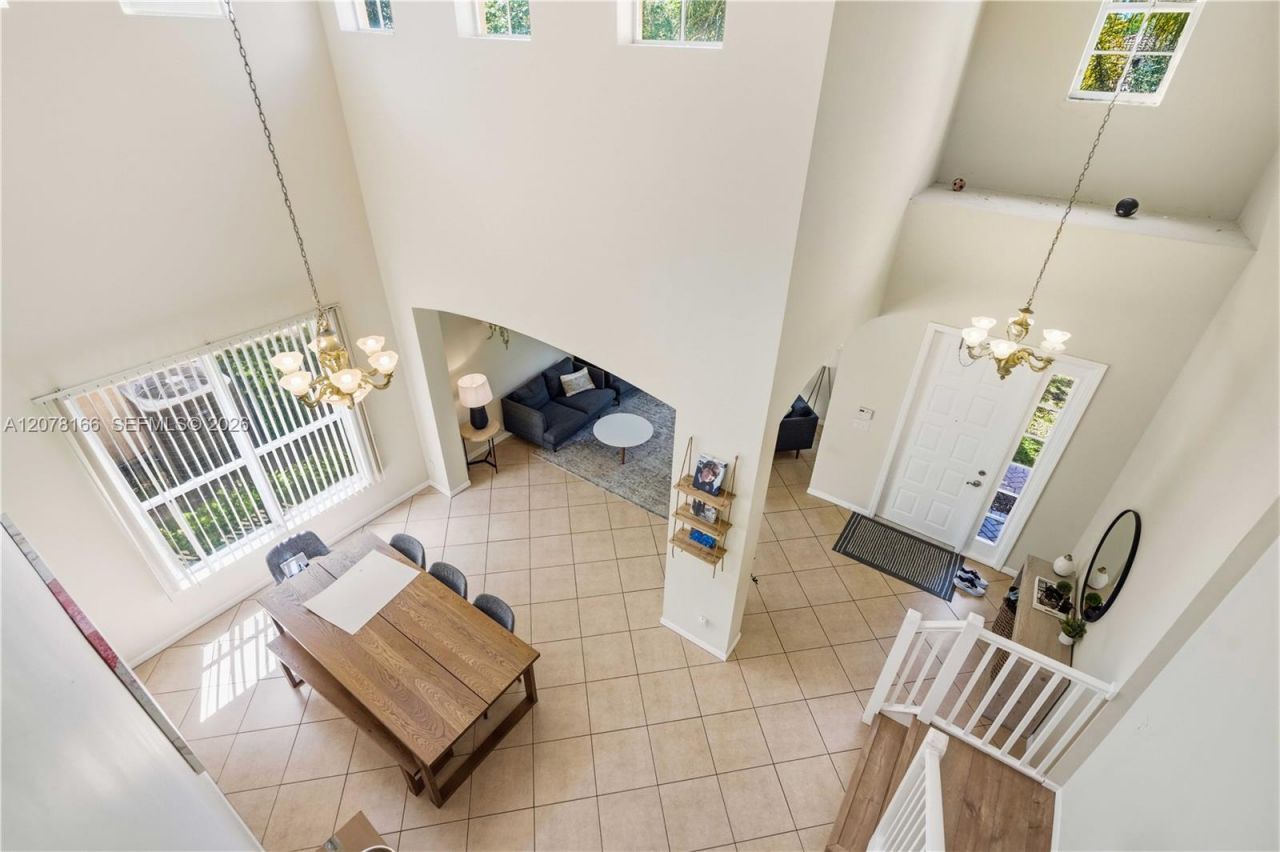 19143 Crystal St, Unit 19143, Weston, FL 33332 Photo