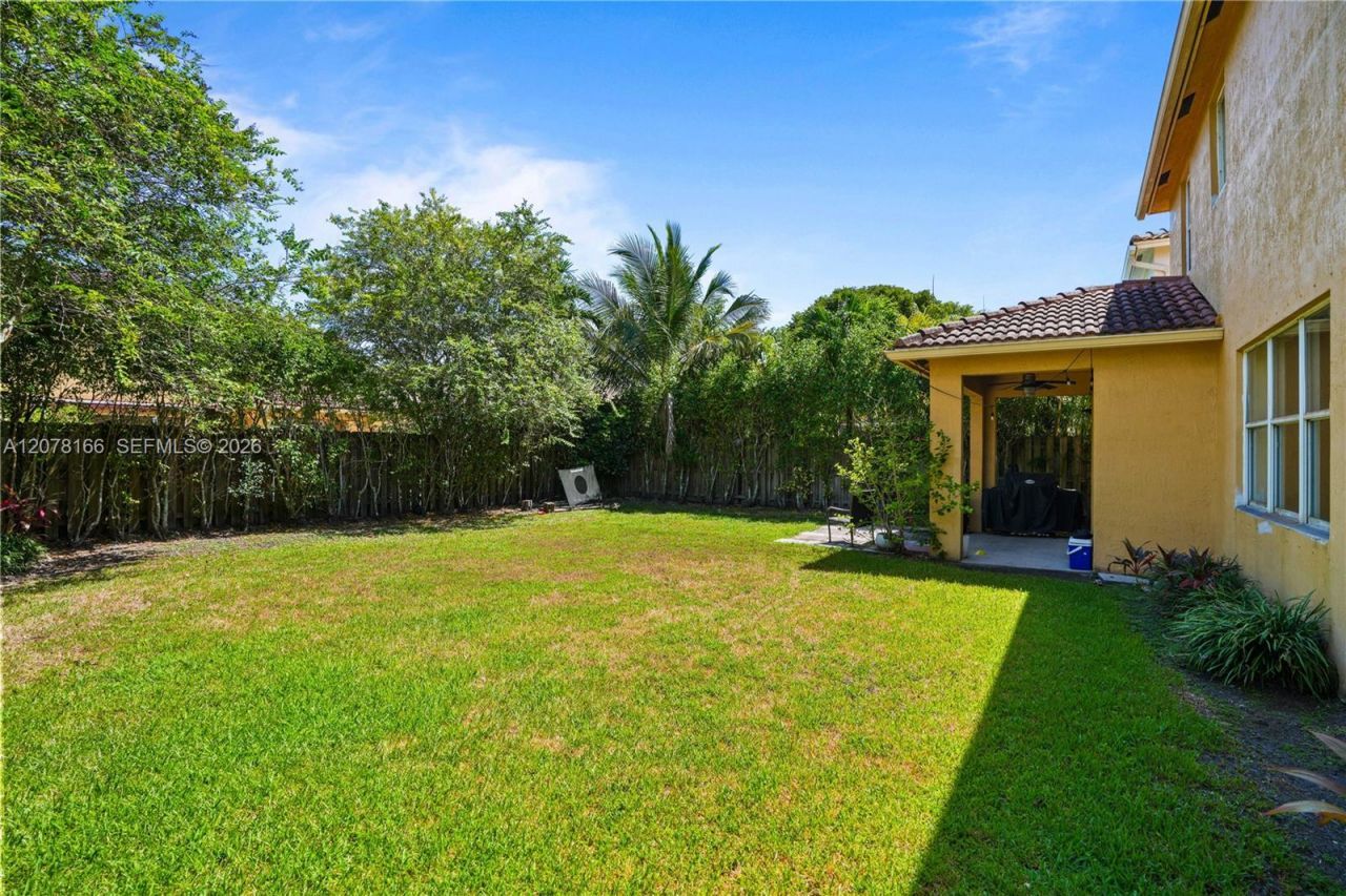 19143 Crystal St, Unit 19143, Weston, FL 33332 Photo