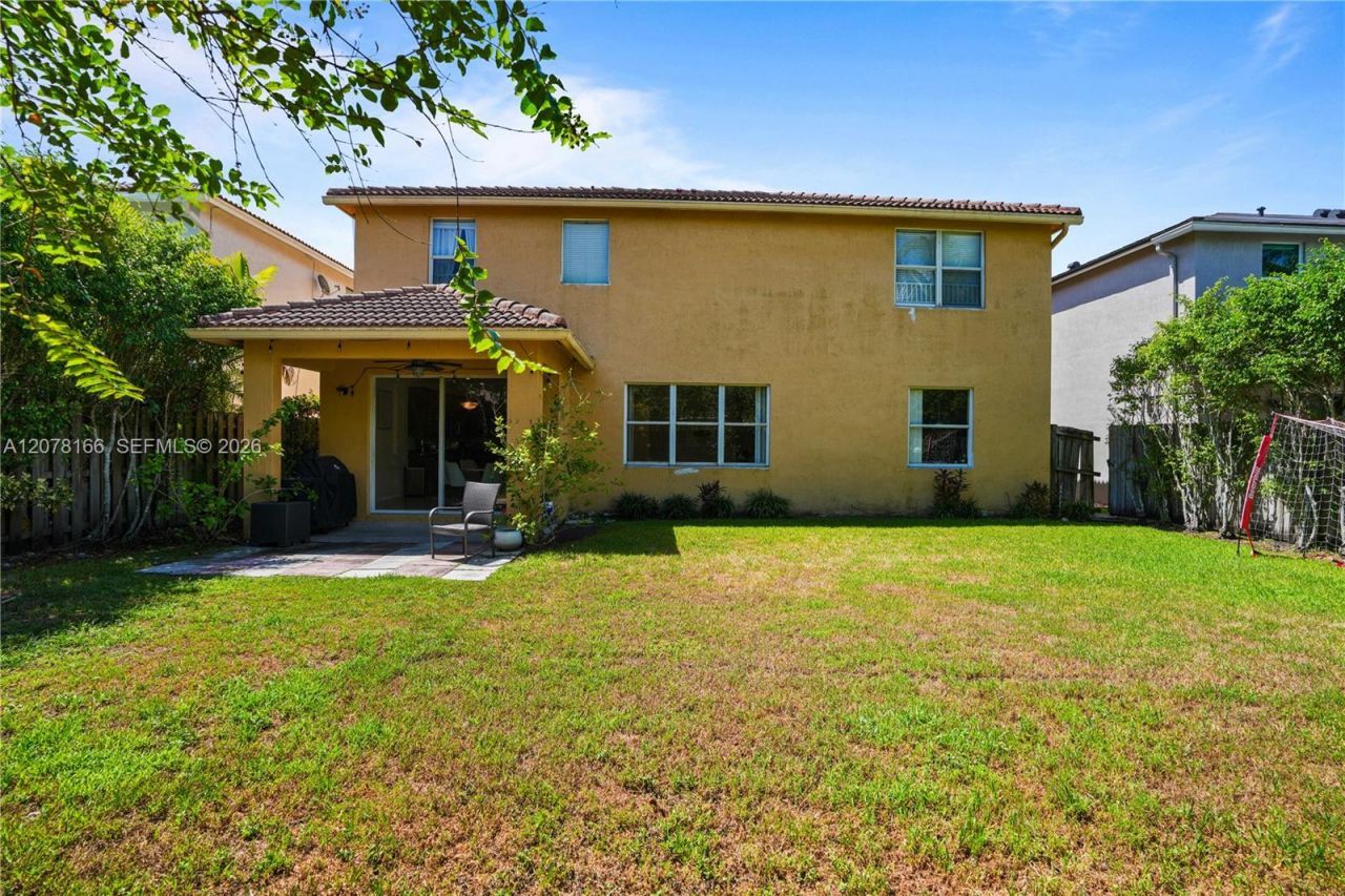 19143 Crystal St, Unit 19143, Weston, FL 33332 Photo