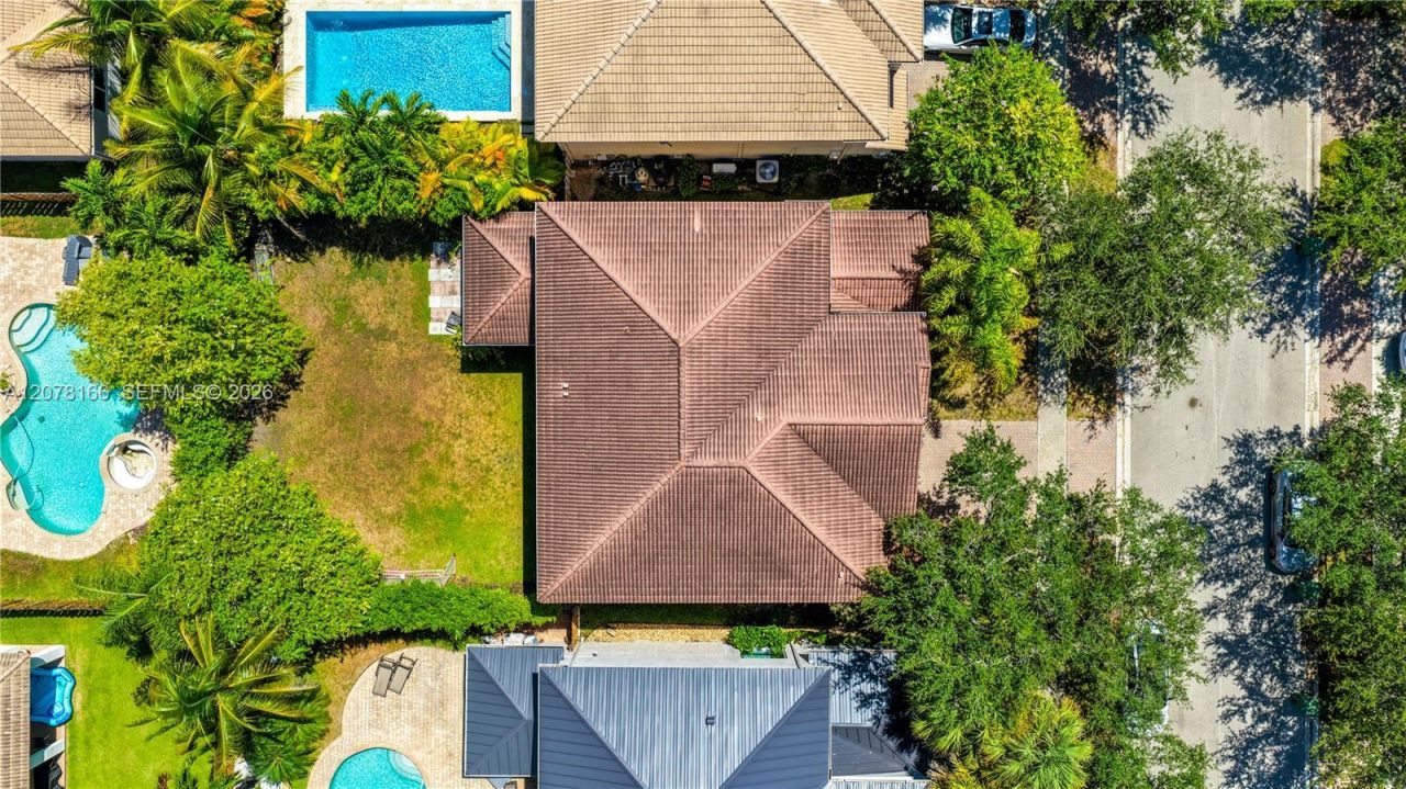 19143 Crystal St, Unit 19143, Weston, FL 33332 Photo
