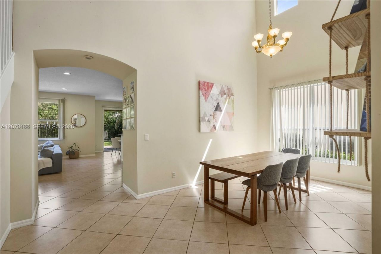 19143 Crystal St, Unit 19143, Weston, FL 33332 Photo