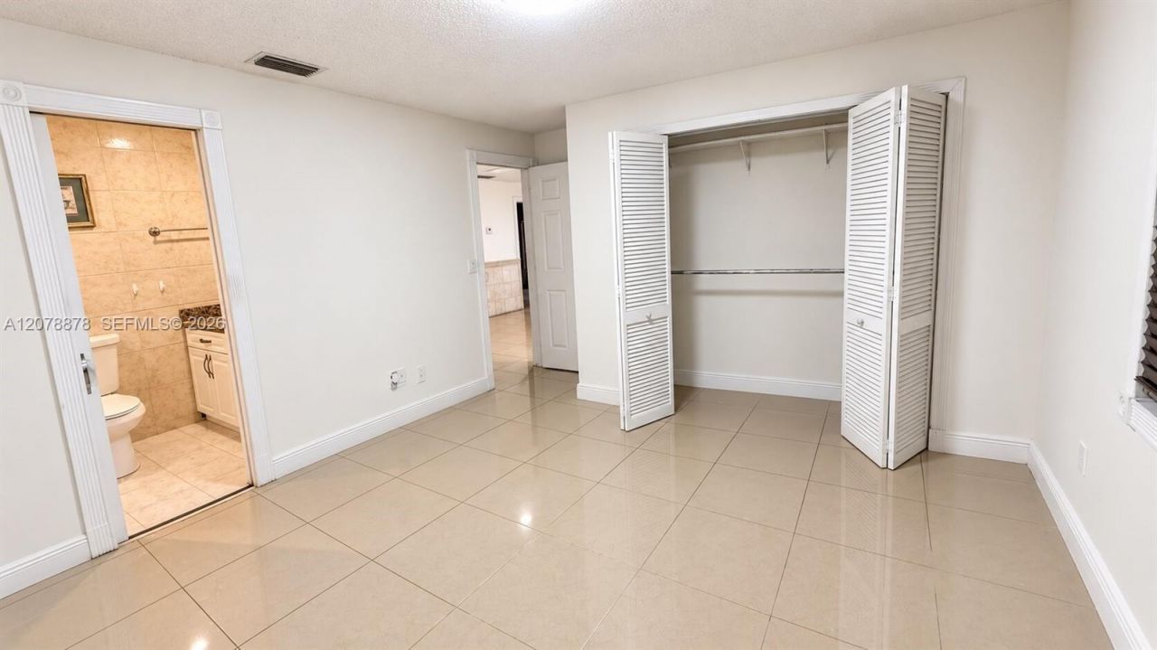 18820 NW 45th Ave, Miami Gardens, FL 33055 Photo