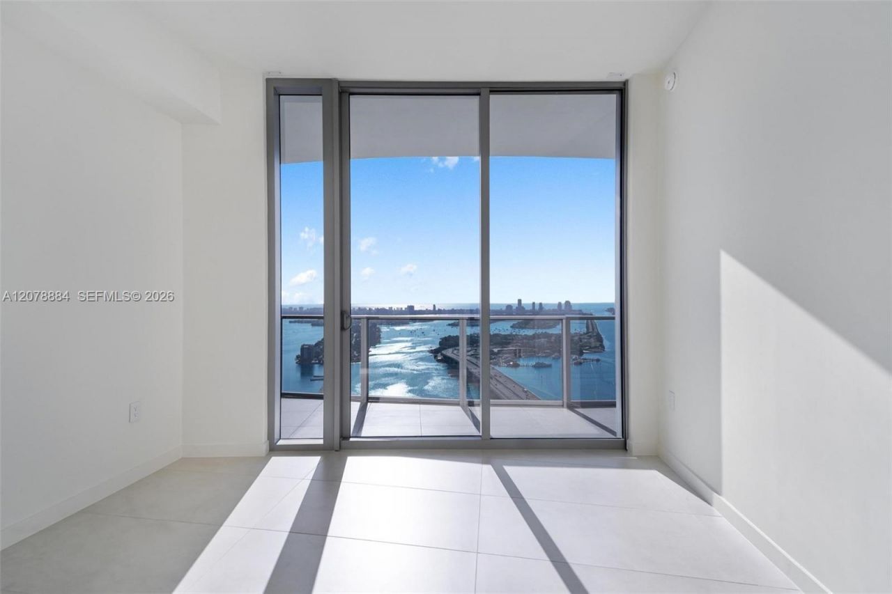 1400 Biscayne Blvd , Unit 4504, Miami, FL 33132 Photo