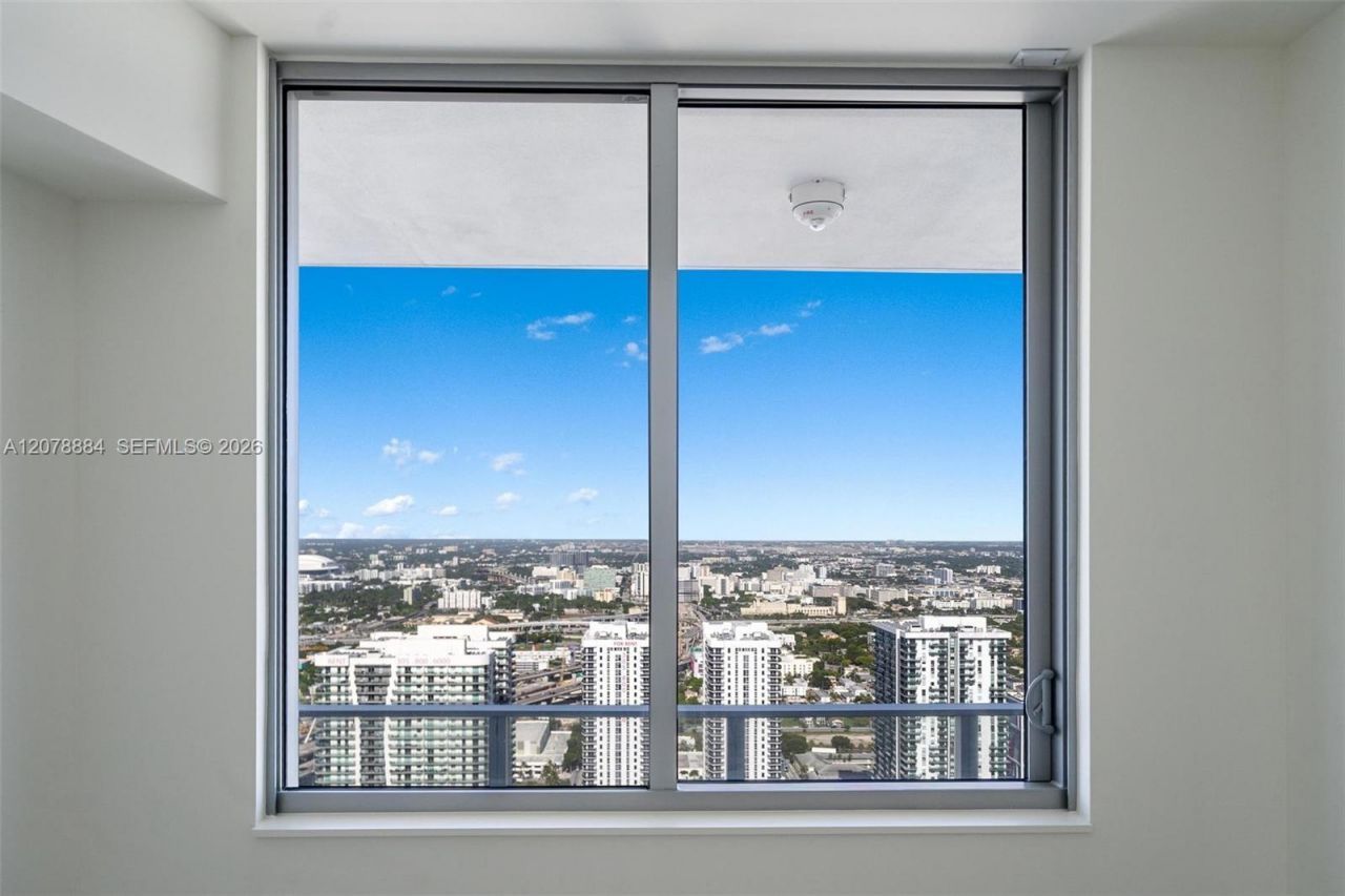 1400 Biscayne Blvd , Unit 4504, Miami, FL 33132 Photo