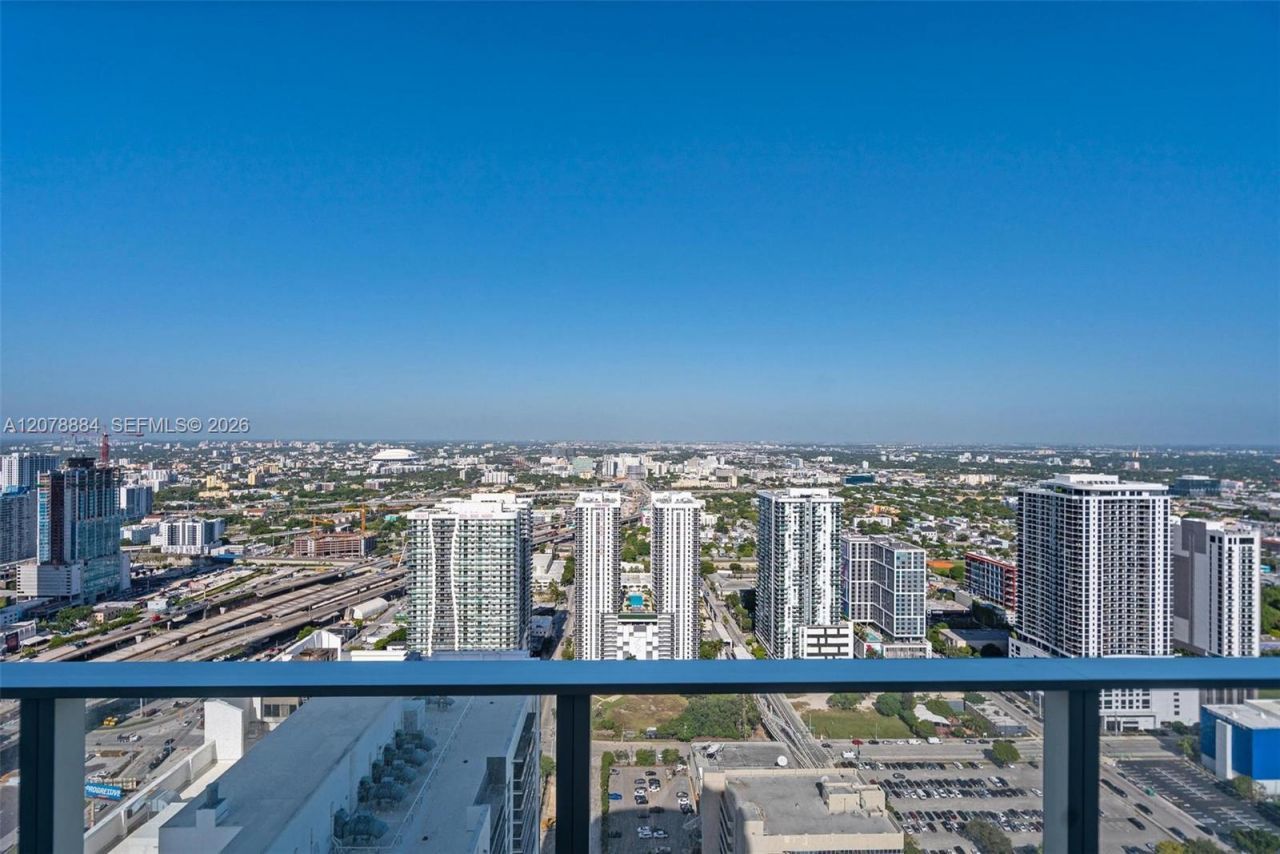 1400 Biscayne Blvd , Unit 4504, Miami, FL 33132 Photo