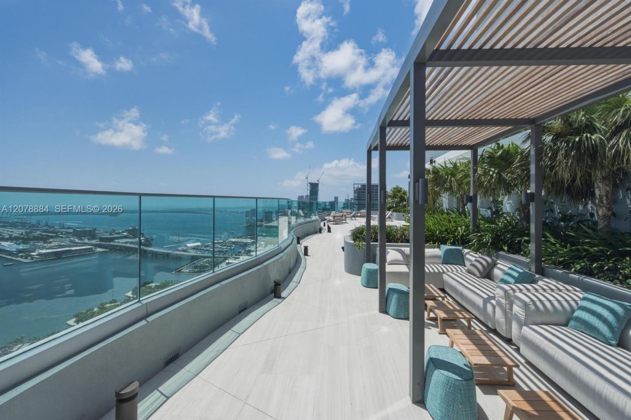 1400 Biscayne Blvd , Unit 4504, Miami, FL 33132 Photo