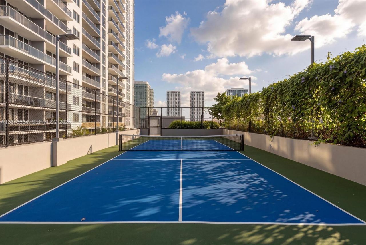 1400 Biscayne Blvd , Unit 4504, Miami, FL 33132 Photo