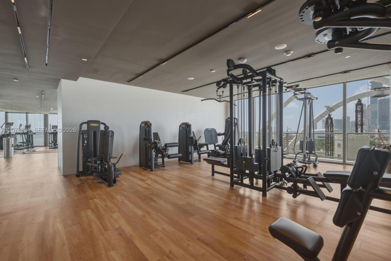 1400 Biscayne Blvd , Unit 4504, Miami, FL 33132 Photo