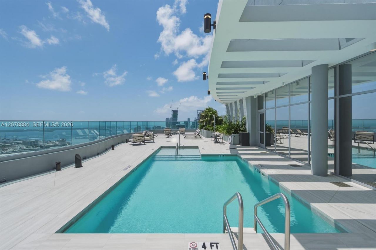 1400 Biscayne Blvd , Unit 4504, Miami, FL 33132 Photo