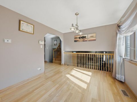Main Photo