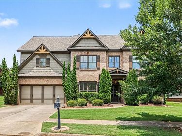 1146 Whisper Cove Drive, Buford, GA 30518