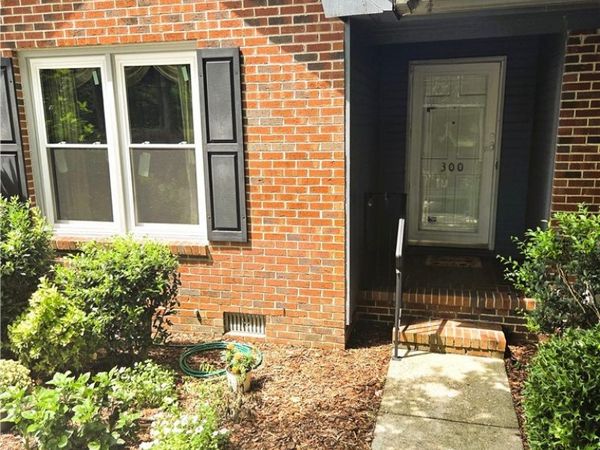 300 Ayrshire Court, Fayetteville, NC 28311