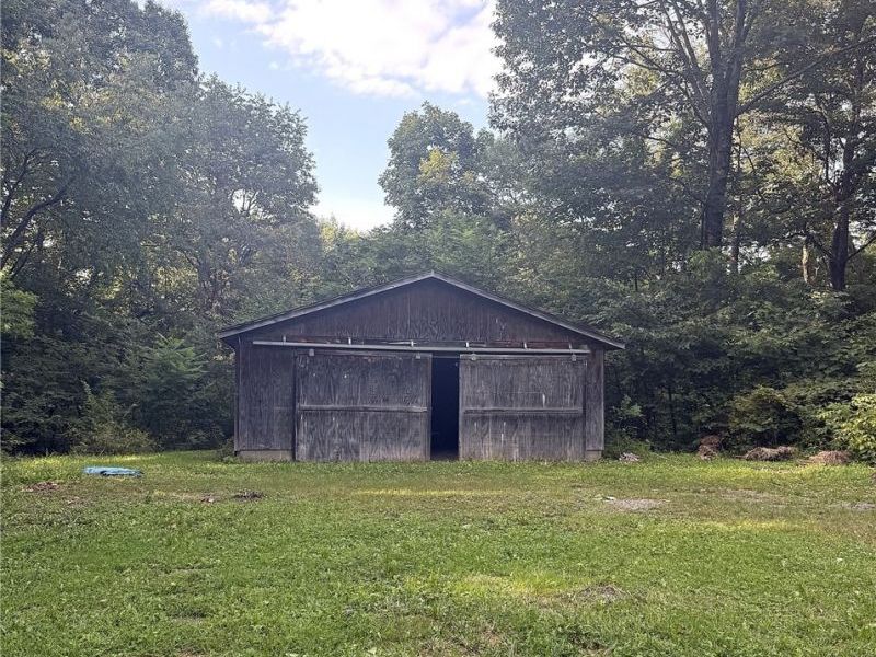 16786 Roses Run Road, Salineville, OH 43945 Photo 2