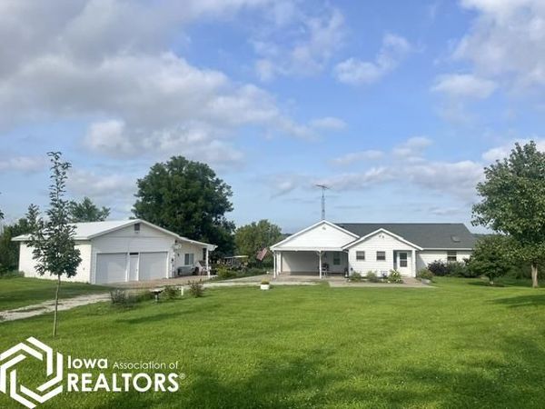 2361 Dakota Avenue, Mount Pleasant, IA 52641