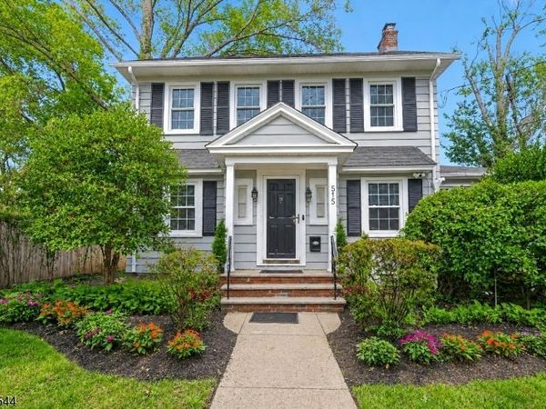 515 Walnut St, Roselle, NJ 07203