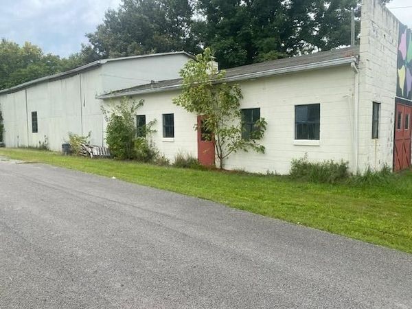 209 S Boggess Avenue , Greenville, KY 42345