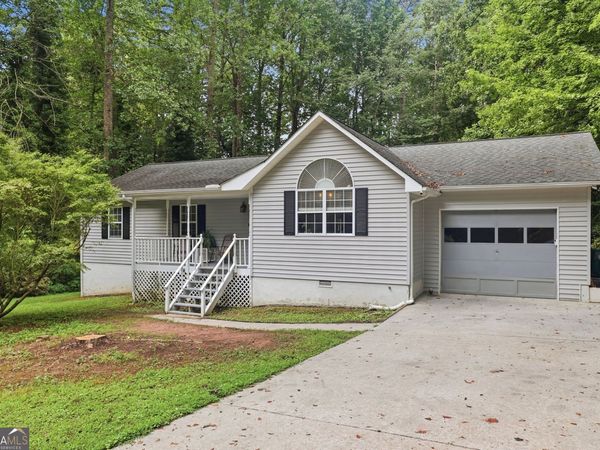 221 Oakdale Drive, Cornelia, GA 30531