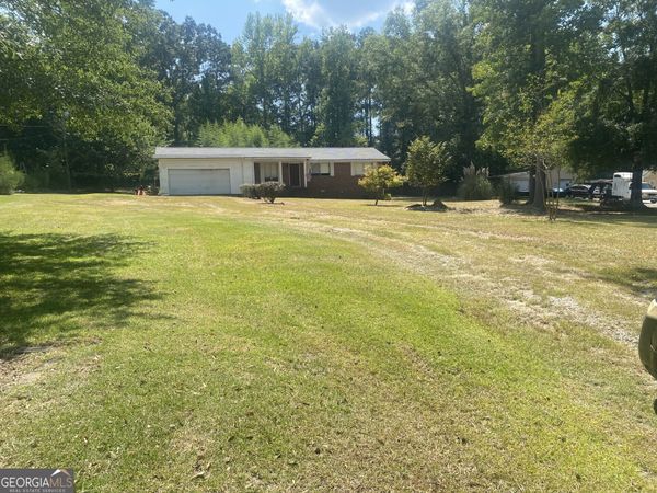 1275 W Macedonia Church Road, Oxford, GA 30054