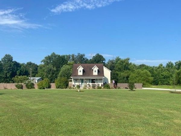 95 Floyd Ln , Decherd, TN 37324