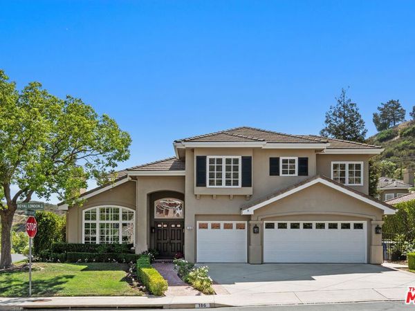 186 Royal London Court, Lake Sherwood, CA 91361