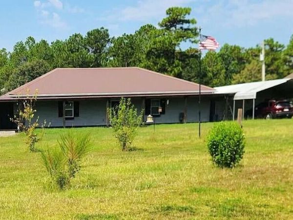 27588 E Lake Cypress Dr , Perkinston, MS 39573