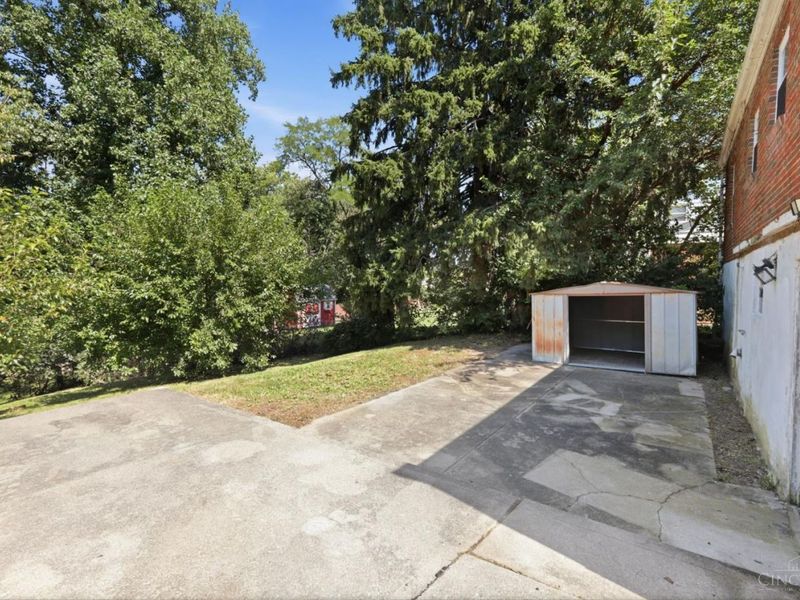 3270 Van Zandt Drive, Cincinnati, OH 45211 Photo 10