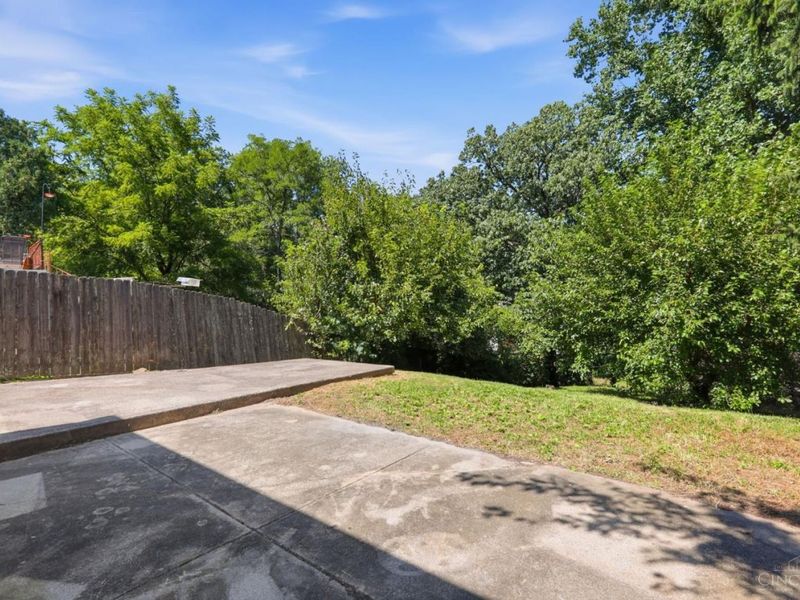 3270 Van Zandt Drive, Cincinnati, OH 45211 Photo 11