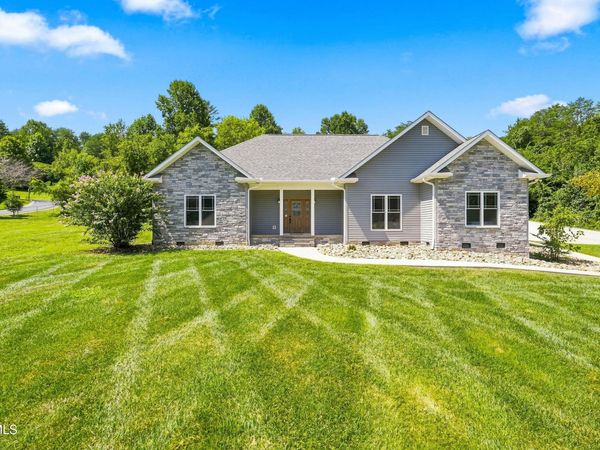 157 Barber Road, Strawberry Plains, TN 37871